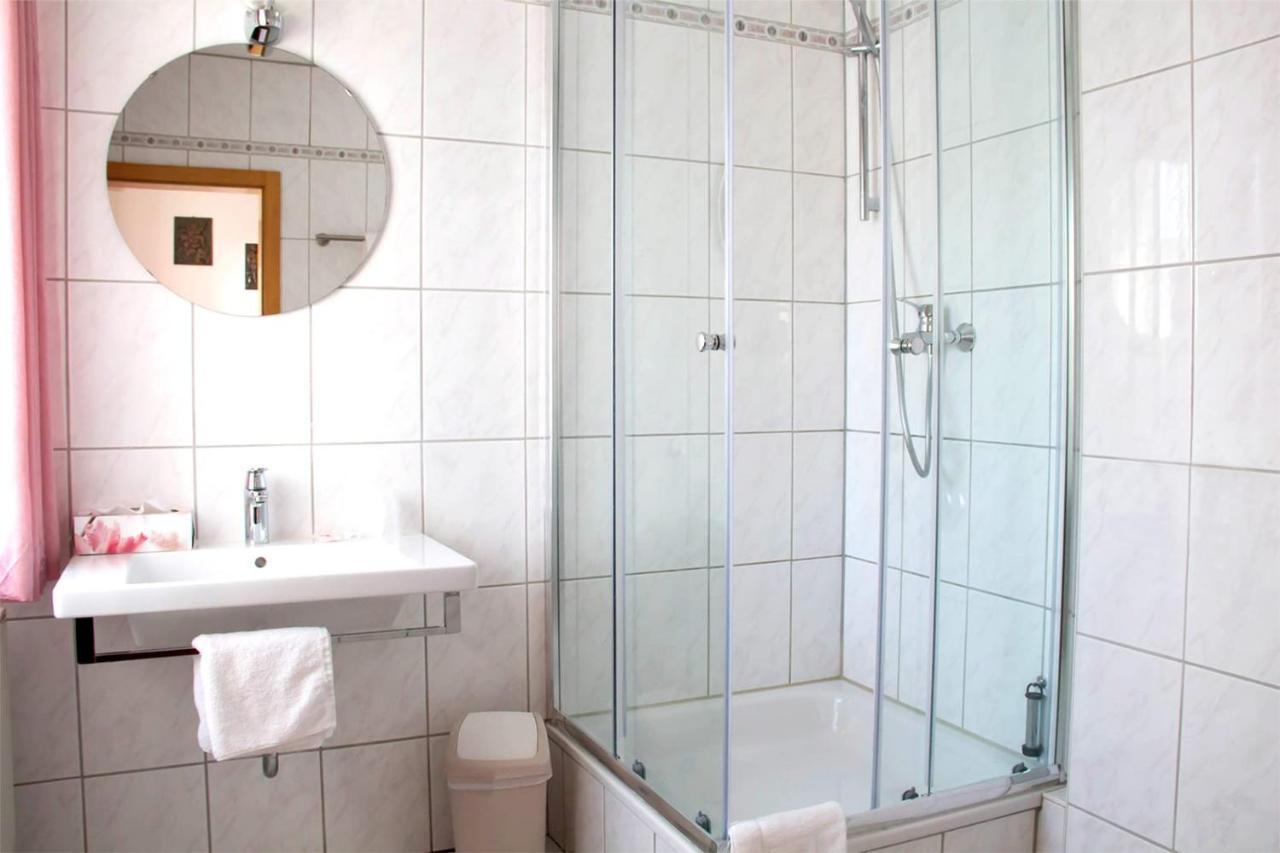 Hotel Gasthof Weisser Loewe Burgthann Ngoại thất bức ảnh